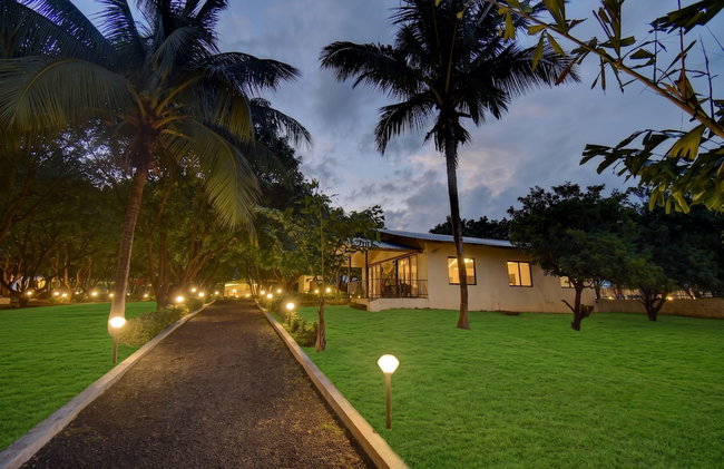 Tiki Farms – Polynesian Boutique Resort, Karjat - Foto 80