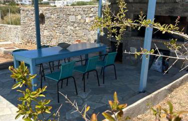 Olive House - Photo 10
