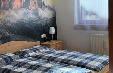 Mountain Flat Luna -Next the shuttle to Cortina Olympic stadium and train station- - Foto 6