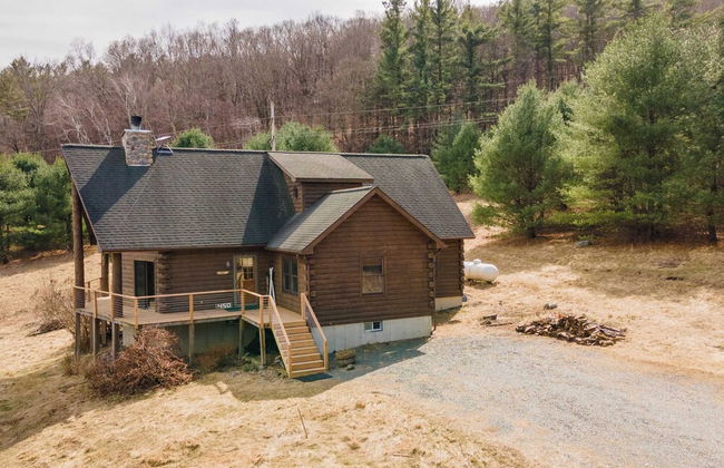 Secluded w/ Deck Views, Hot Tub, & Ping Pong Hudson in the Berks by Avantstay - Foto 53