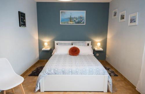 Jolie maison au calme - 300m de la plage - Terrasse - Barbecue - Photo 5