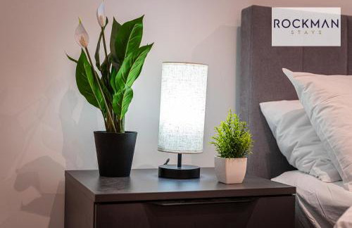 Royal Oak Apartments 3 - Secure Parking - Perfect for Contractors - 2 Bedroom - 2 Bathroom - Fast Wi-fi - Long Term Stays - - Foto 24