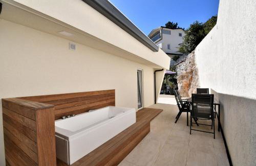 Apartments Lux with pool - Foto 58