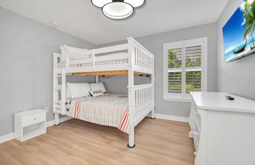 Completely Remodeled 5 Bedroom Disney Pool Home - Foto 9