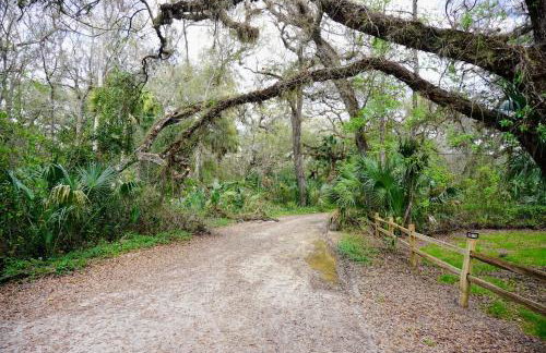 The Nature House a Secluded Canal front Cabin - Foto 35