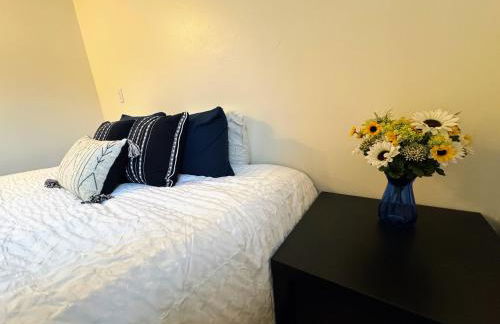 Fresh & Comfy House with Hot Tub, Pool Table, & BBQ - Foto 41