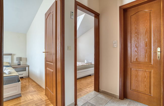 Apartments Elena - Photo 5