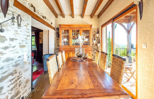 Stone House With Pool and Garden - Photo 24