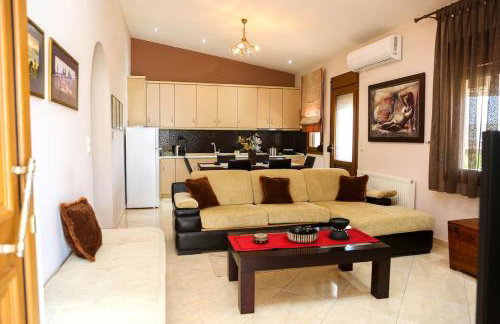 Village House - Photo 35