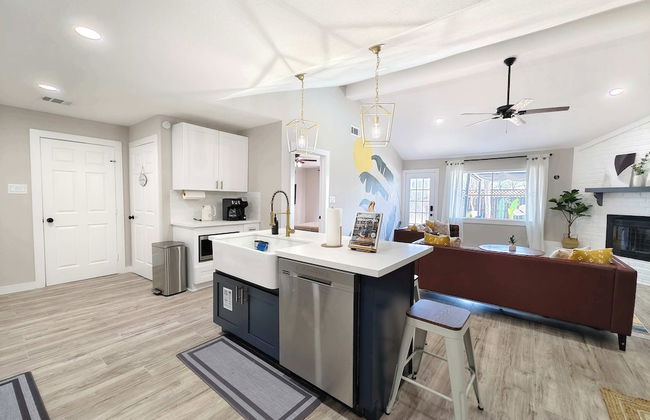 Sageview Cottage 4 BDR w/ Pool, Pet Friendly! - Foto 43