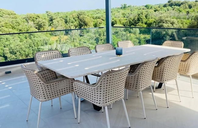 Deen Deluxe Penthouse with infinity pool - Photo 15