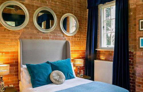 Duclos (Private Ensuite room) at Bicester Heritage - Foto 5