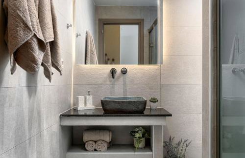 Sisomar Suites with Private Pool, by ZanteWize - Foto 11