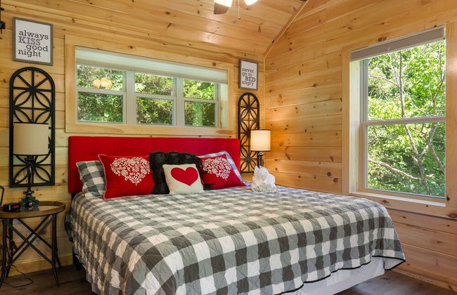 Strawberry Patch - Photo 5