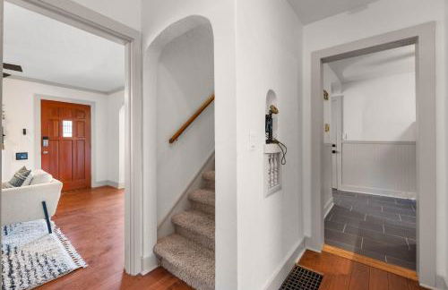 Timeless Historic Home near Downtown with HOT TUB - Foto 10