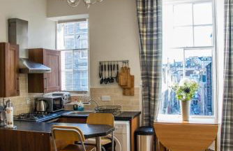 High Street at the Heart of the Royal Mile - Foto 12