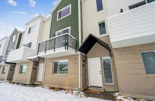 Great for Multiple Families! - Photo 10