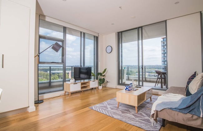 17th Level 1bed1bath APT Macquaire Park+wifi+view - Photo 13