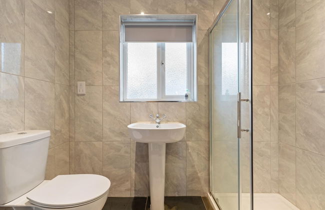 Maynor - Large Luxury House Log Burner Central Location - Photo 30