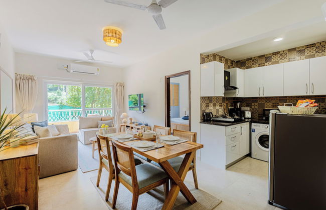 Alaya Stays Veera Marina 1BHK with Pool - Foto 36