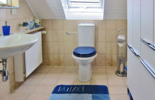 Schöne Ferienwohnung im HAUS SONNENGARTEN mit WLAN und Parkplatz in Achim bei Bremen - Foto 13