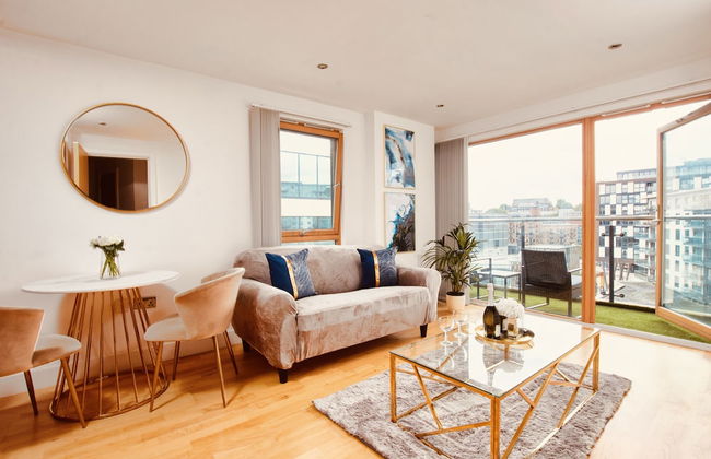 Deluxe City Centre Apt Balcony View Free Parking - Foto 23