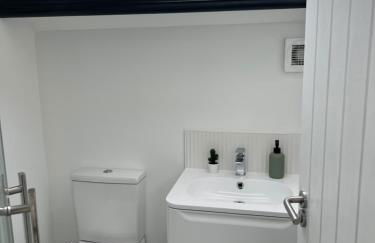 On The Avenue Apt 4 - Photo 32