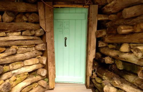 Charming Yurt Rental Nestled in the Forest near Friendsville, Maryland - Foto 8