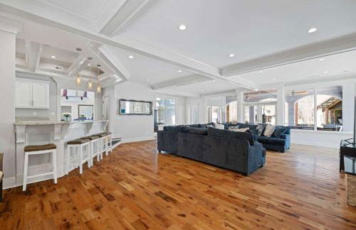 Sleeps 29 Pool Tiki Bar Gym Hot Tub Dogs Welcome - Foto 11