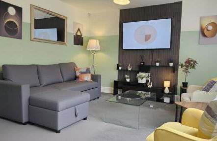 Modern Home with Garden, Corby - Foto 2