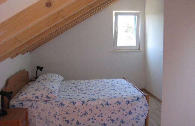 New Modern House in a Quiet Island Area w. Garden - Foto 2