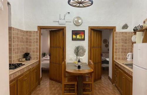 PRECIOSA CASA EMBLEMATATICA, PISCINA,WIFI - Foto 8