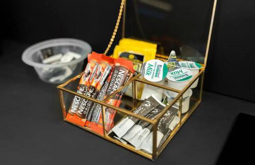 Stylish Apartment - Near City Centre - Smart TV- WIFI - Netfix - Parking - 2NT - Foto 32