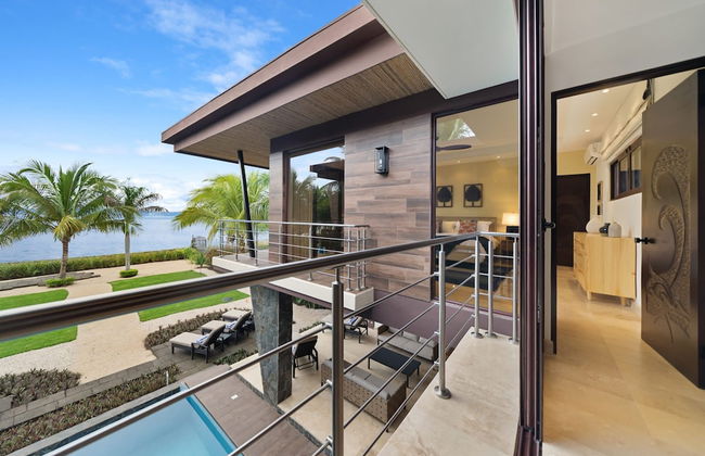 Beachfront Villa - Sunsets and Daily Maid Service - Photo 3