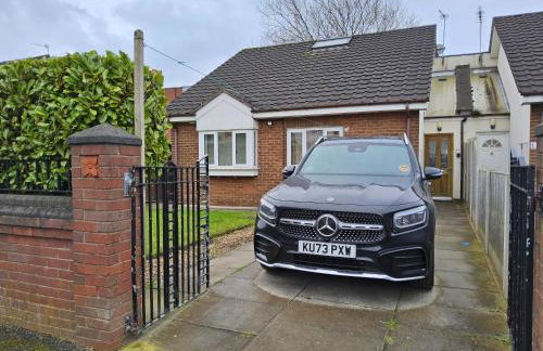 Bespoke Bungalow Salford Quays - Garden, WiFi and Parking - Foto 57