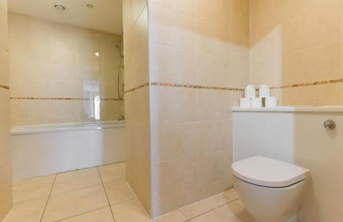 In the middle of Cardiff City centre - Foto 13