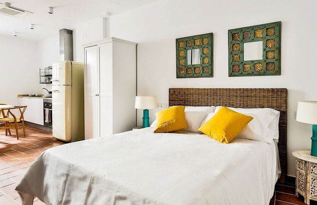 APARTAMENTOS PUERTA SEVILLA DE CORDOBA - Photo 12