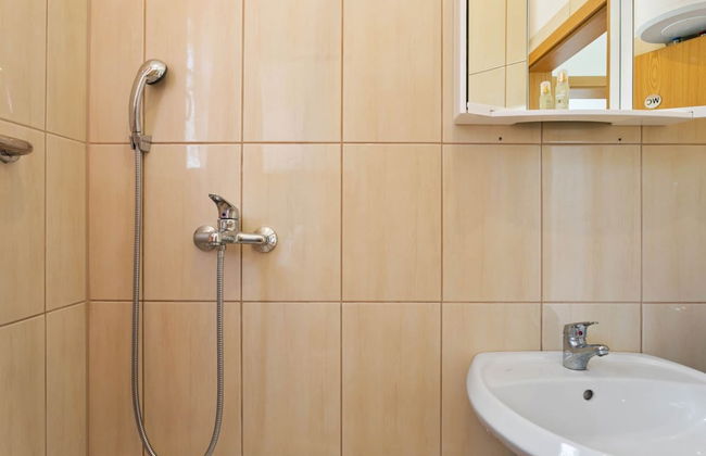 Home Near Red Lake in Ricice - Foto 25