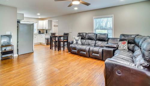 Home 14 Mi to Highpoint Health with Fenced Yard! - Foto 5