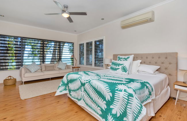 Seascape Luxury Beachfront Holiday House - Foto 2