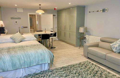 The North Cove, 20m to the Sea, Modern Studio Apartment - Foto 14