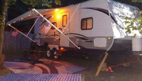 Water and Electric 30 Amp Pull through up to 24 Site ONLY - Foto 2