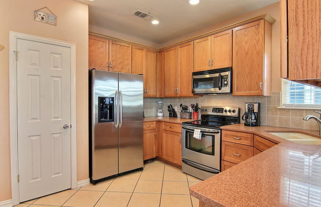 Coconut Charlie's by Silver Sands Vacation Rentals - Photo 4