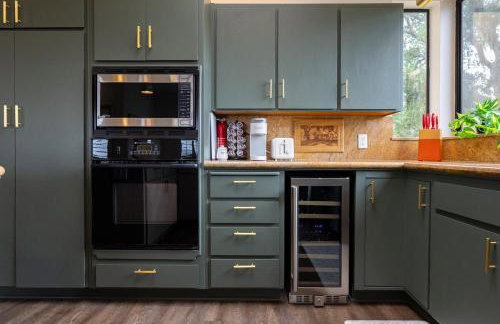 Mid-Mod Hilltop Retreat Views & Local Wildlife - Foto 47