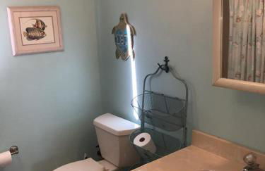 Great Value - Oceanside Raised Ranch Location Is Perfect For Walking To Beach, Restaurants, Pizza, Ice Cream Or Coffee 13419 - Foto 12