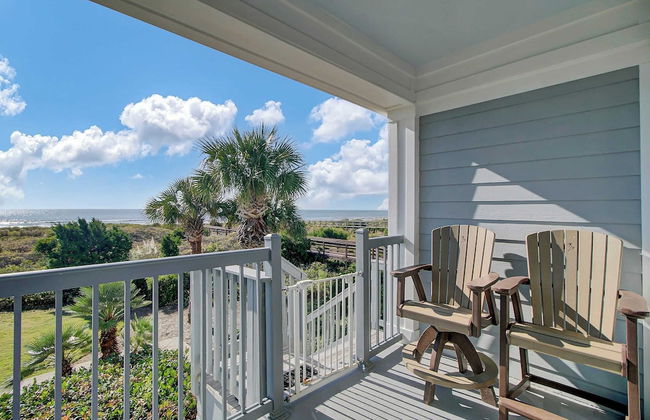 Beachfront 3bdr Condo w/ Pool & Deck Ocean Views Ocean Blvd #102 by Avantstay - Foto 27