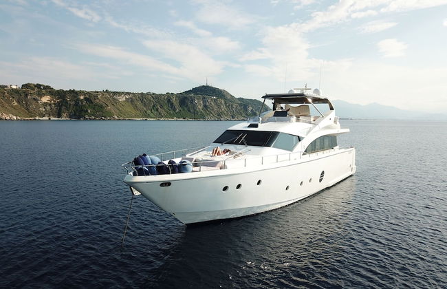 Italy Luxury Yacht Charter - Photo 1