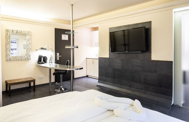 Nomad Serviced Apartments - Photo 52