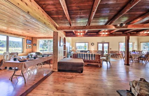 Family Home with Stunning River and Mountain View - Foto 3