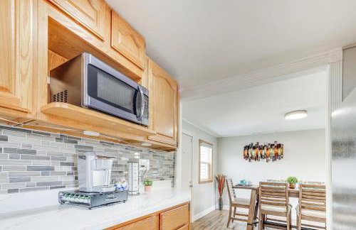 South Bend Home with Gas Grill Near Universities! - Photo 6